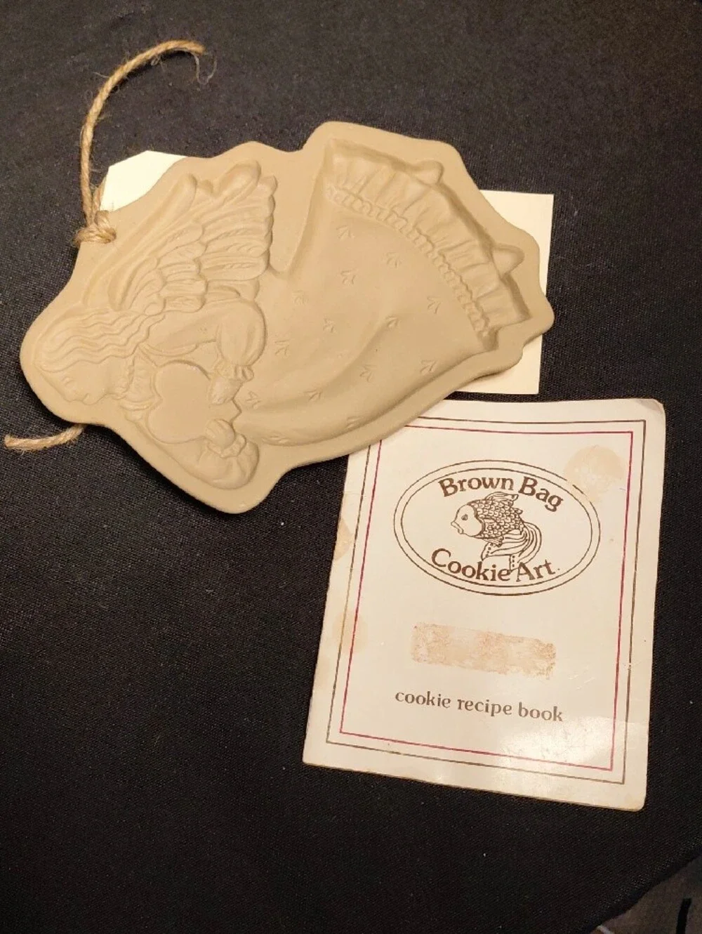 VINTAGE BROWN BAG COOKIE ART MOLD